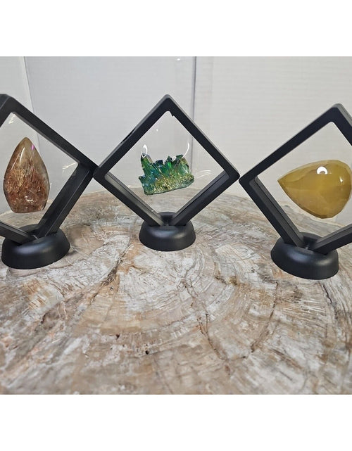 Load image into Gallery viewer, Crystal Lot Mix W/stands
