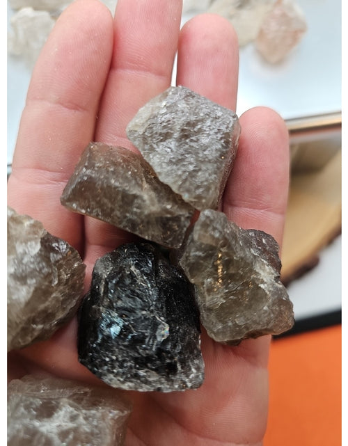 Load image into Gallery viewer, Smoky Quartz Mix 19pcs
