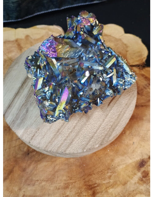 Load image into Gallery viewer, 0.68lb Rainbow Aqua Aura Quartz Crystal Cluster Points Titanium Coating
