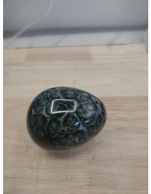 Load image into Gallery viewer, 490g Natural Peacocks Eye Crystal Polishing Stone Ball Healing Plus Stand
