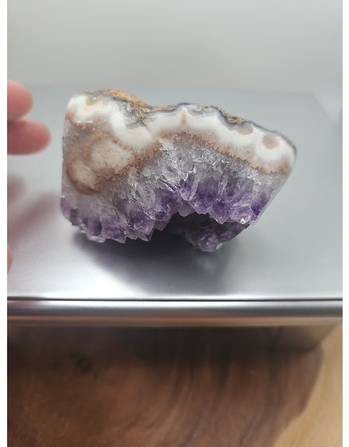Load image into Gallery viewer, Amethyst Geode Cluster. .66lb
