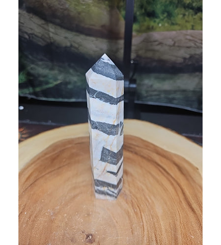 Zebra Stone Tower 341g 6in Tall