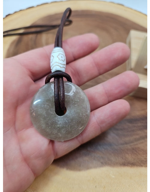 Load image into Gallery viewer, Quartz Lucky Pendant Leather Cord

