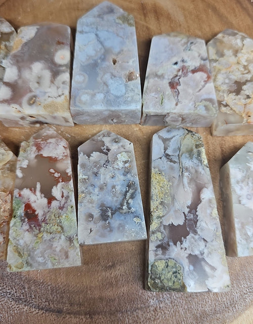 Load image into Gallery viewer, Phantom Agate cornelian towers
