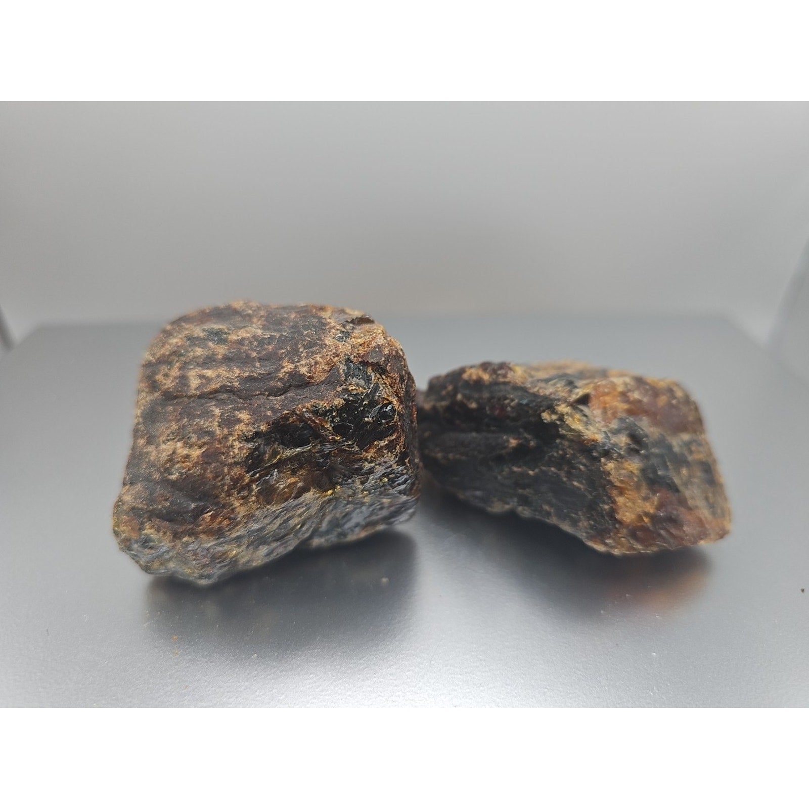 Amber Stone 2pcs