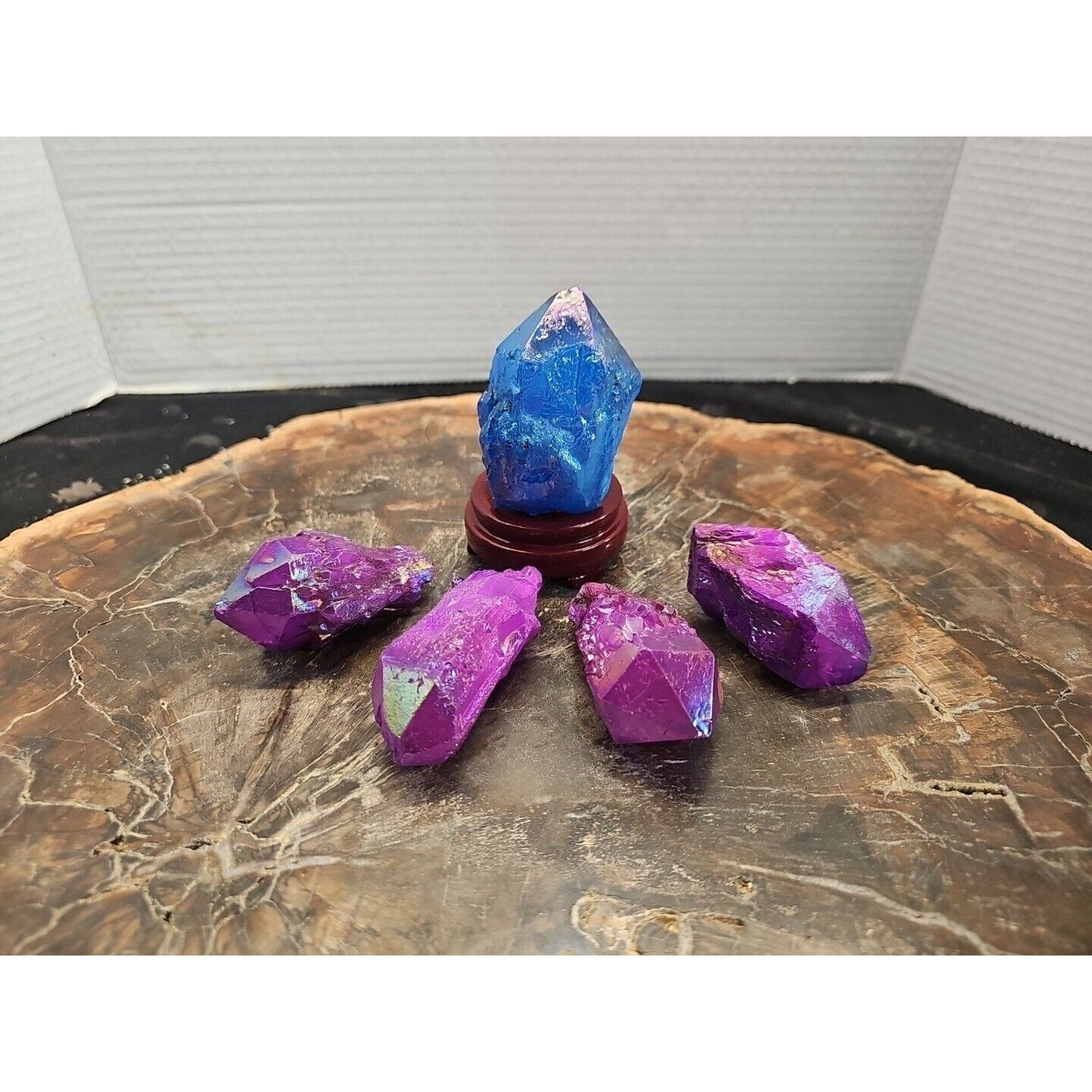 5Pcs Rainbow Aqua Aura Quartz Crystal Cluster Points Titanium Coating w/Stand