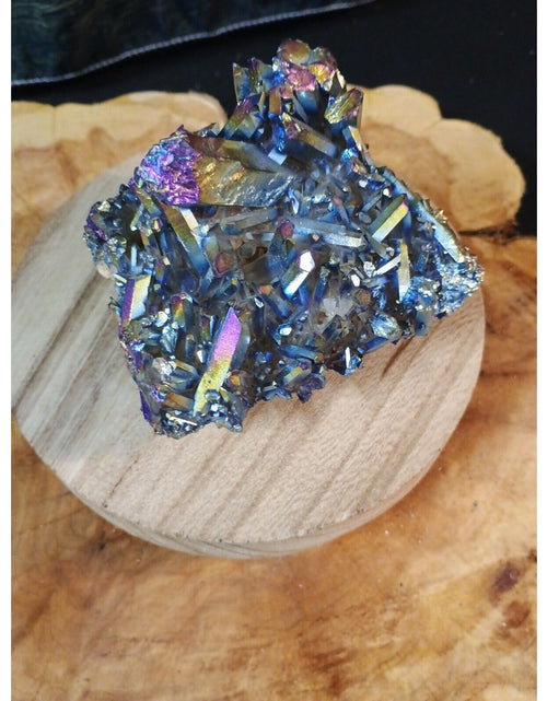 Load image into Gallery viewer, 0.68lb Rainbow Aqua Aura Quartz Crystal Cluster Points Titanium Coating
