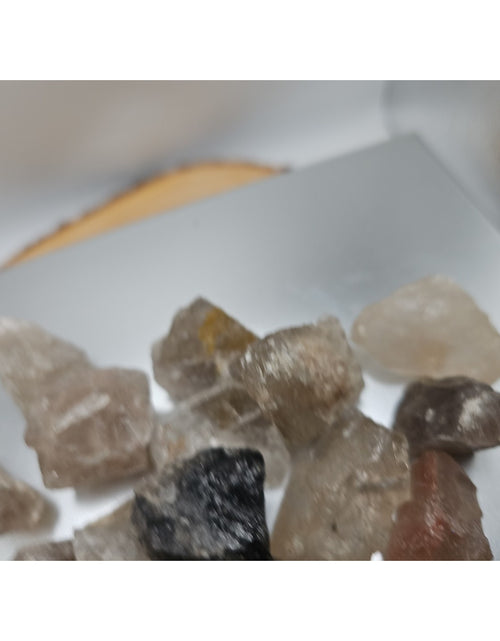 Load image into Gallery viewer, Smoky Quartz Mix 19pcs

