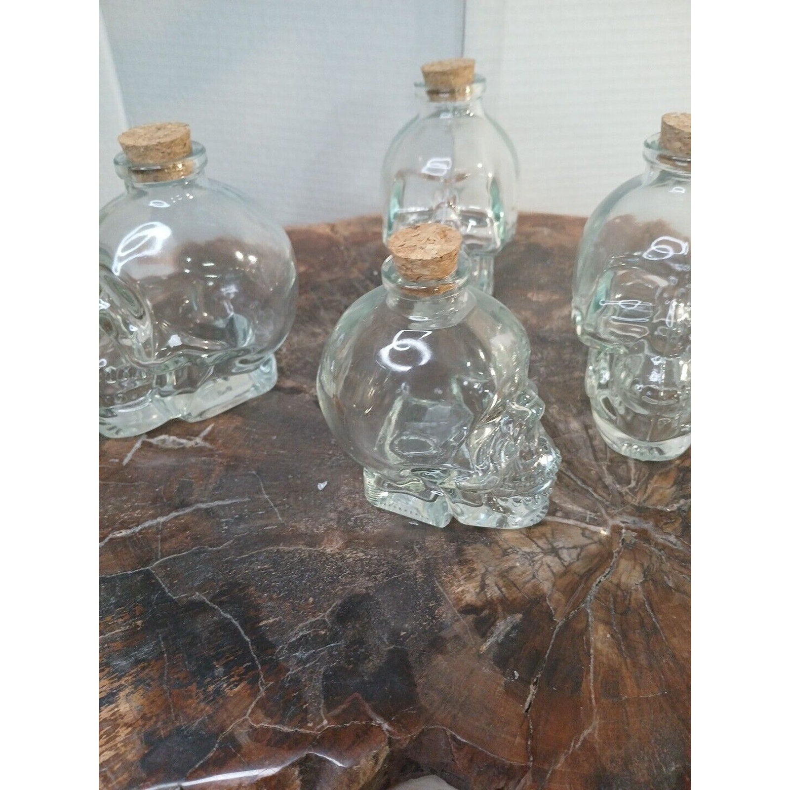 4pcs Skull Decanter Leadfree Glass Skull Prop Bottle With Cork Stopper