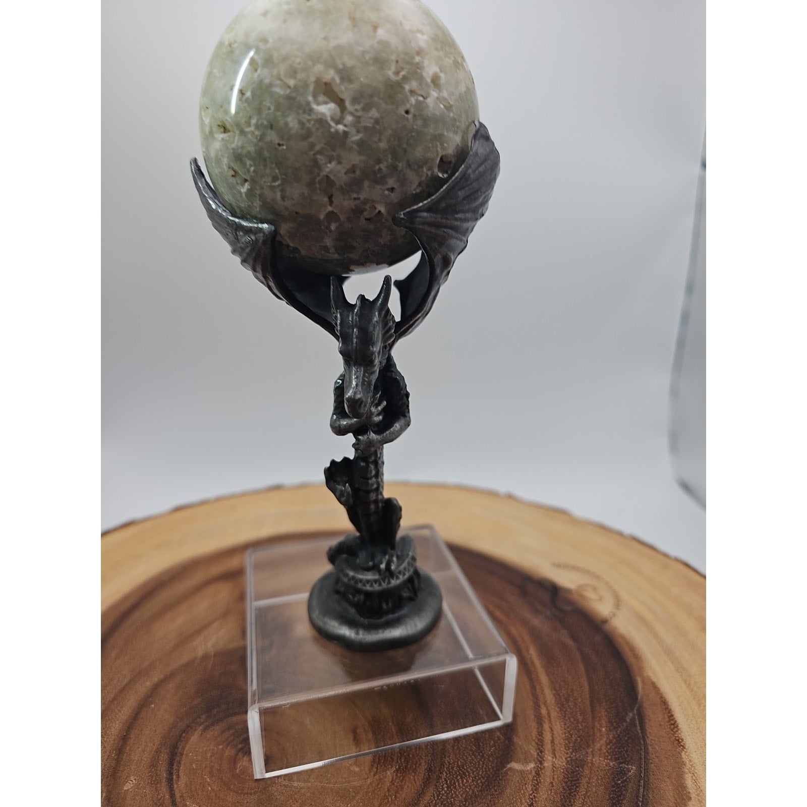 1lb 70mm Green Quartz W/Dragon Stand