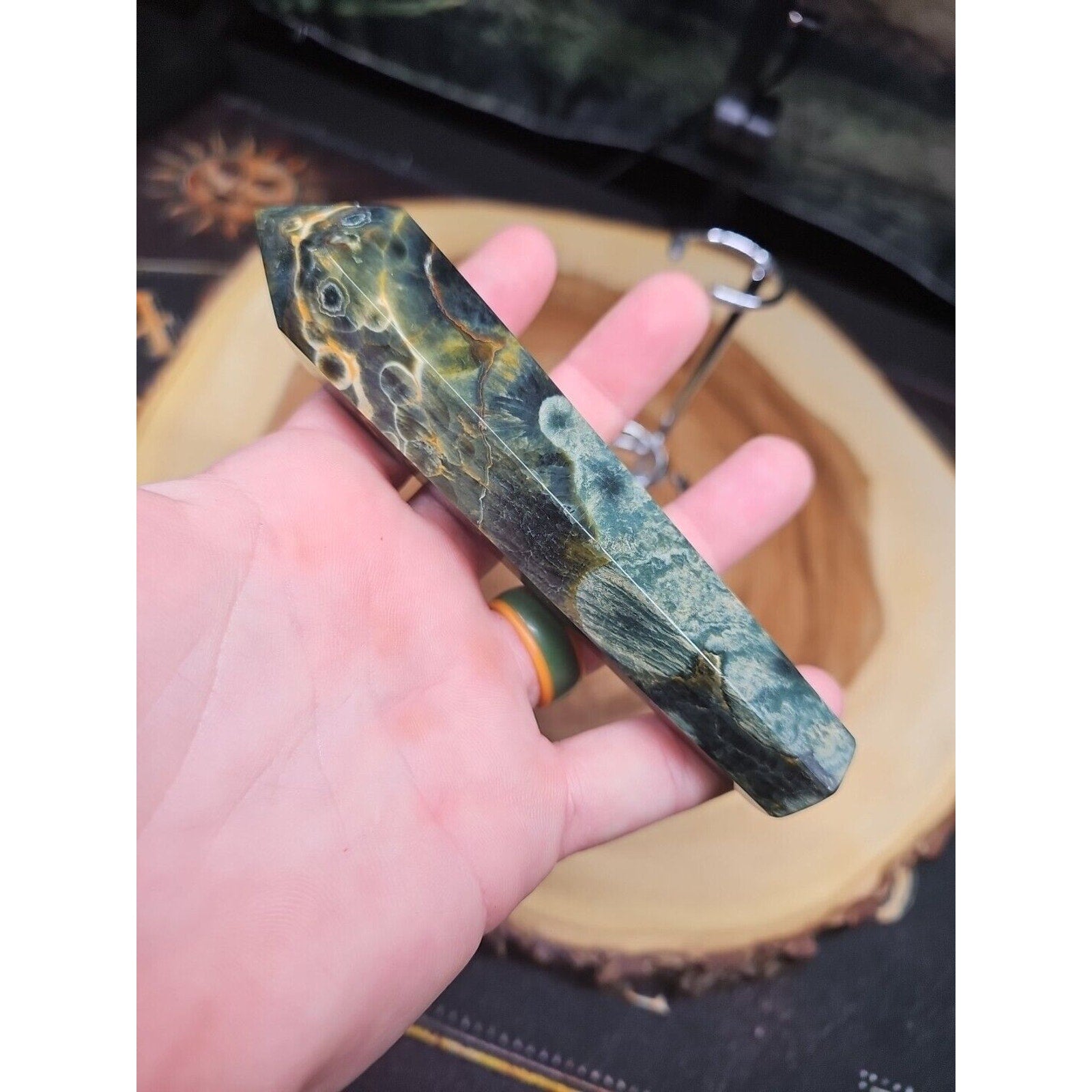 Moss Agate Generator W/Stand 220grams