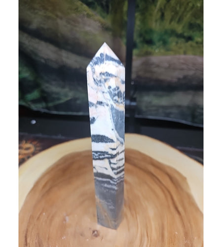 Zebra Stone Tower 443g 8in Tall