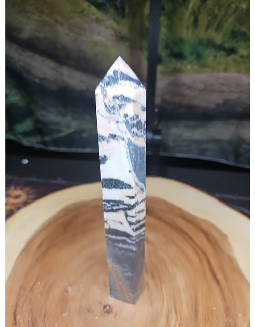 Load image into Gallery viewer, Zebra Stone Tower 443g 8in Tall
