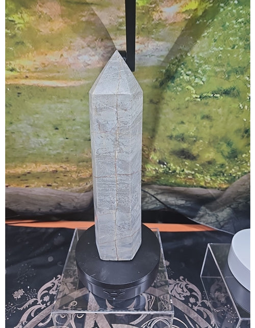 Load image into Gallery viewer, 6.66lbs 12in Tall Ocean Jasper Crystal Point
