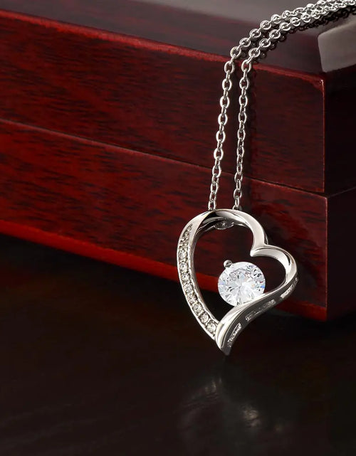 Load image into Gallery viewer, Forever Love Necklace
