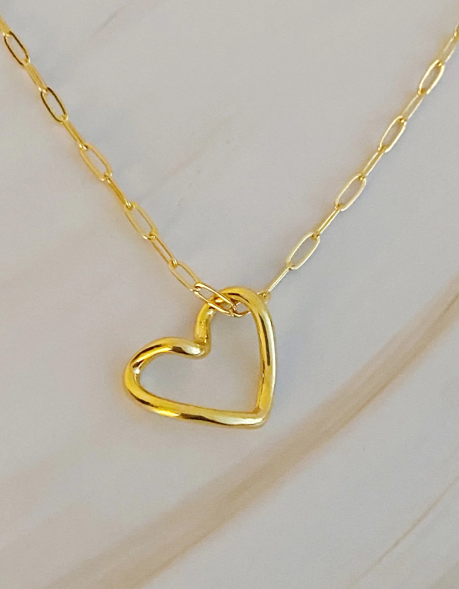 Heart And Chain Necklace