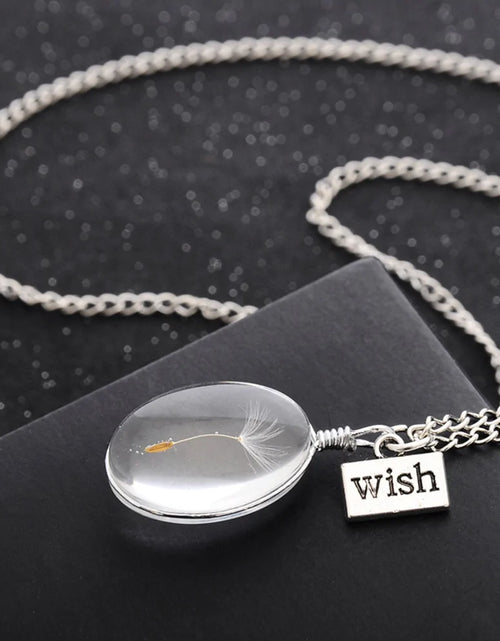 Load image into Gallery viewer, Mood Changing Stone Necklace
