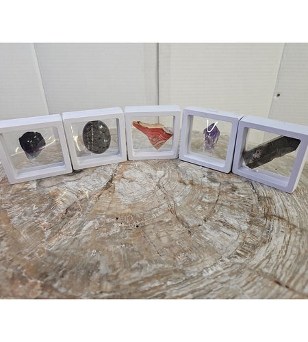 5pcs Mix Lot Crystals Reseller Collectibles Collection