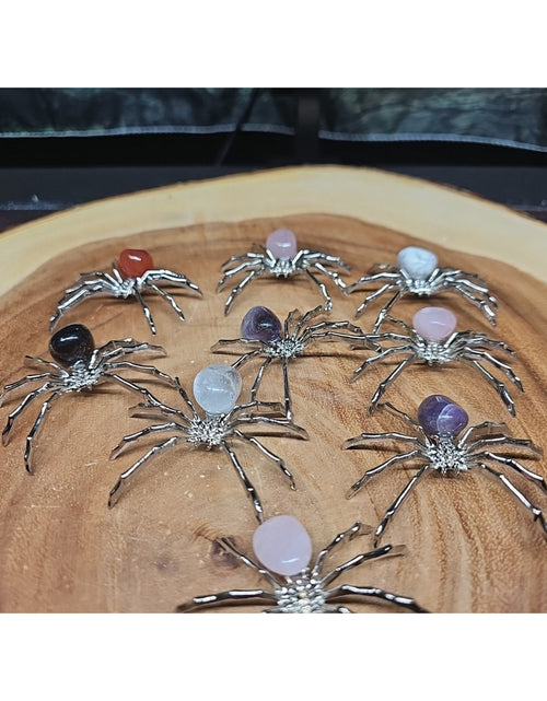 Load image into Gallery viewer, 1 Spider Crystal Ramdom Crystal Stone
