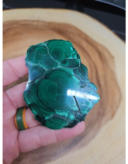 Load image into Gallery viewer, Malachite Slice 107g
