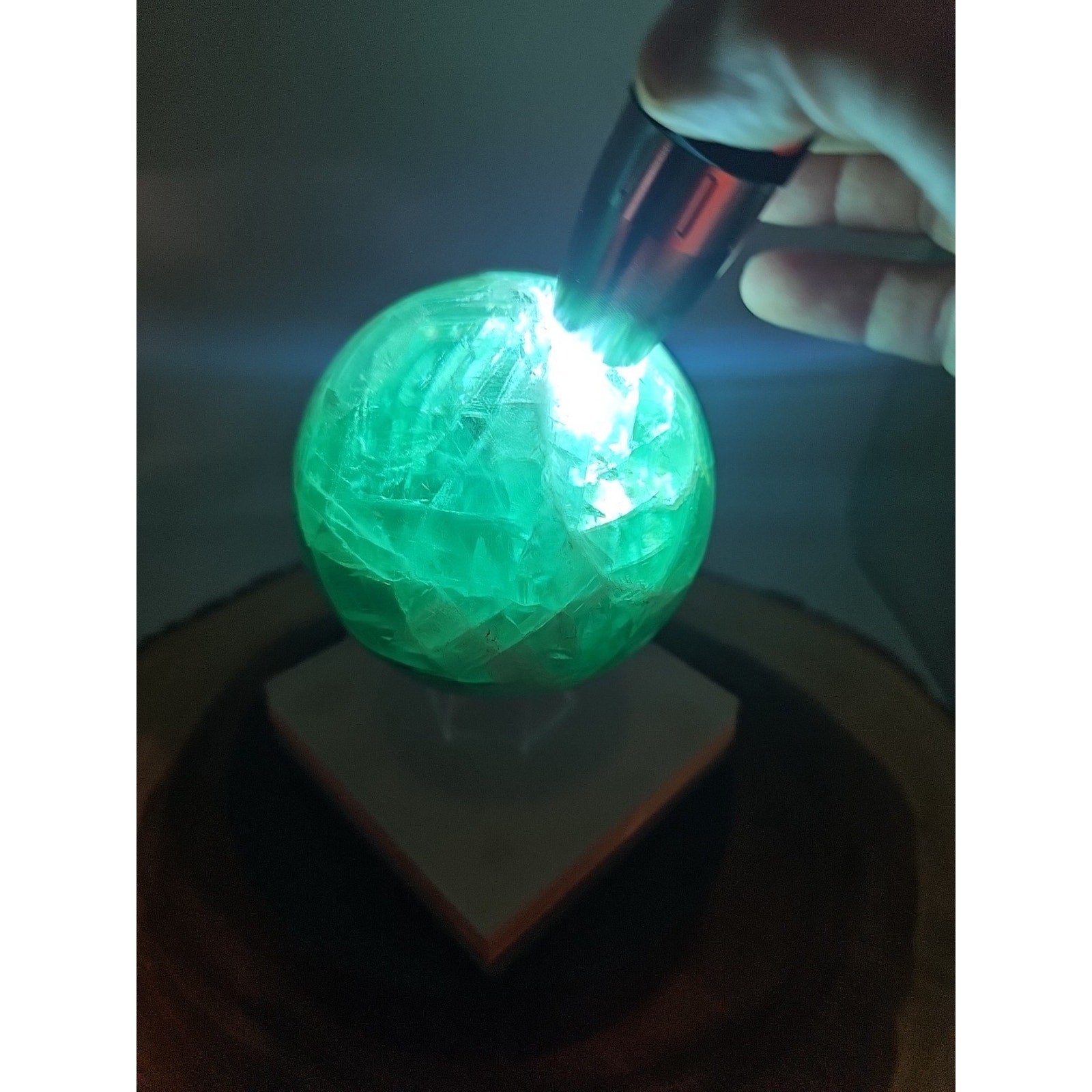 2.84Natural Rainbow Fluorite Quartz Crystal Sphere Ball Polished Healing