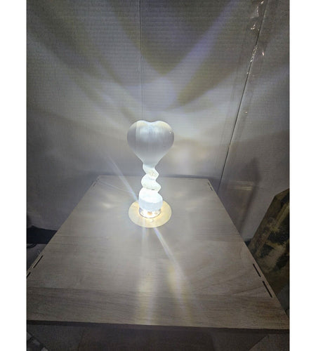 327g Natural Selenite Heart Gemstone Crystal Reik Healing Chakra Gypsum W/light