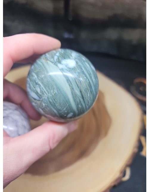 Load image into Gallery viewer, 2Pcs A Set Of Natural Quartz Crystal Jasper Sphere Ball Polished 50-60mm &amp;stand
