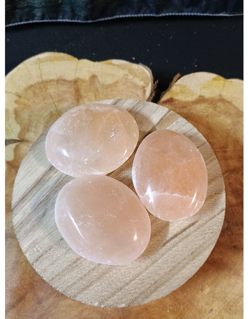 Load image into Gallery viewer, 1 Each Oval Shape Peach Palmstone
