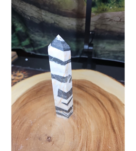 Zebra Stone Tower 341g 6in Tall