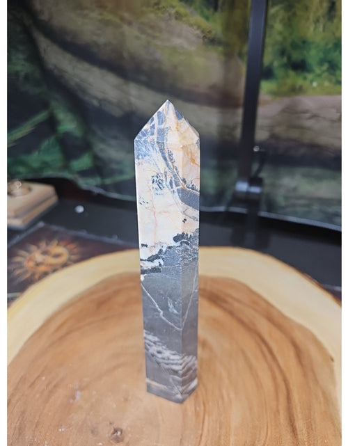 Load image into Gallery viewer, Zebra Stone Tower 390g 7.3/4 In Tall
