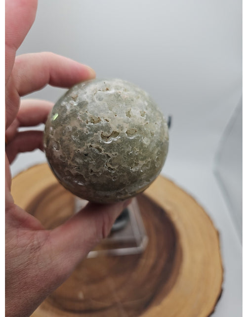 Load image into Gallery viewer, 1lb 70mm Green Quartz W/Dragon Stand
