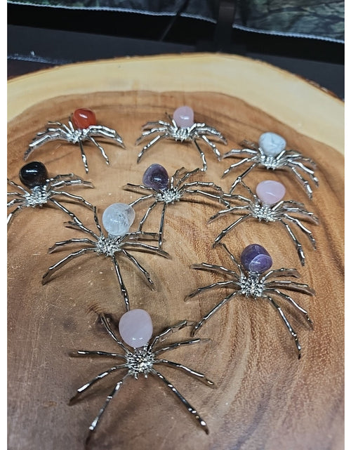 Load image into Gallery viewer, 1 Spider Crystal Ramdom Crystal Stone
