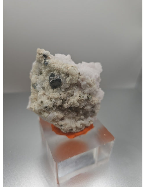 Load image into Gallery viewer, Mangano Calcite Peru 121grams
