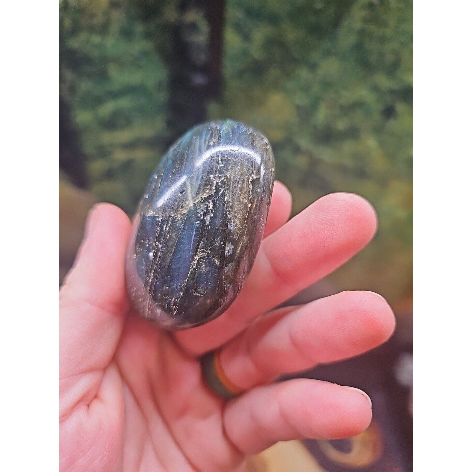 Labradorite Plam Stone 117 Grams Healing