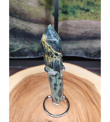Moss Agate Generator W/Stand 220grams