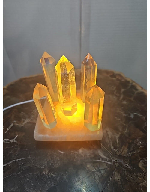 Load image into Gallery viewer, 1.34LB 5Pcs Yellow Smelt Quartz Crystal Point W/Selenite Charging Base &amp; Led
