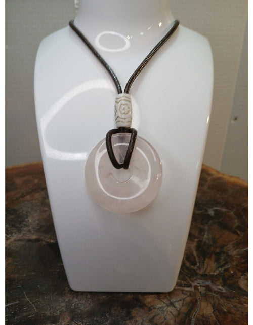 Load image into Gallery viewer, ROSE QUARTZ PENDANT NECKLACE
