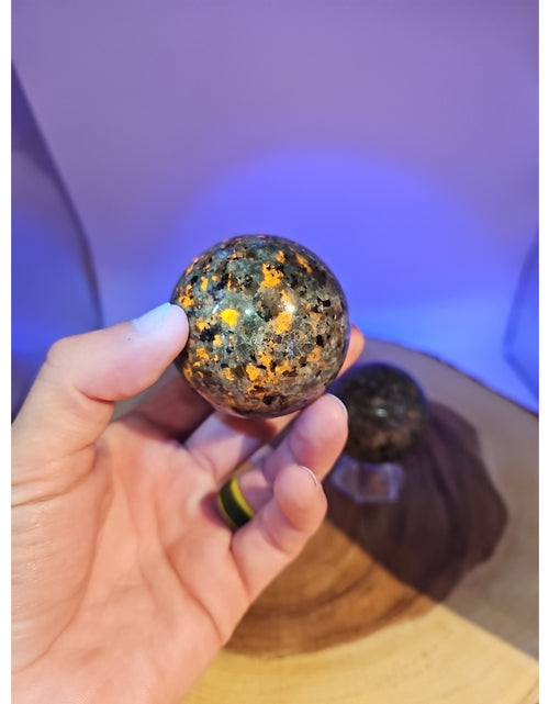 Load image into Gallery viewer, Yooperlite Stone Sphere 55mm 1 Each
