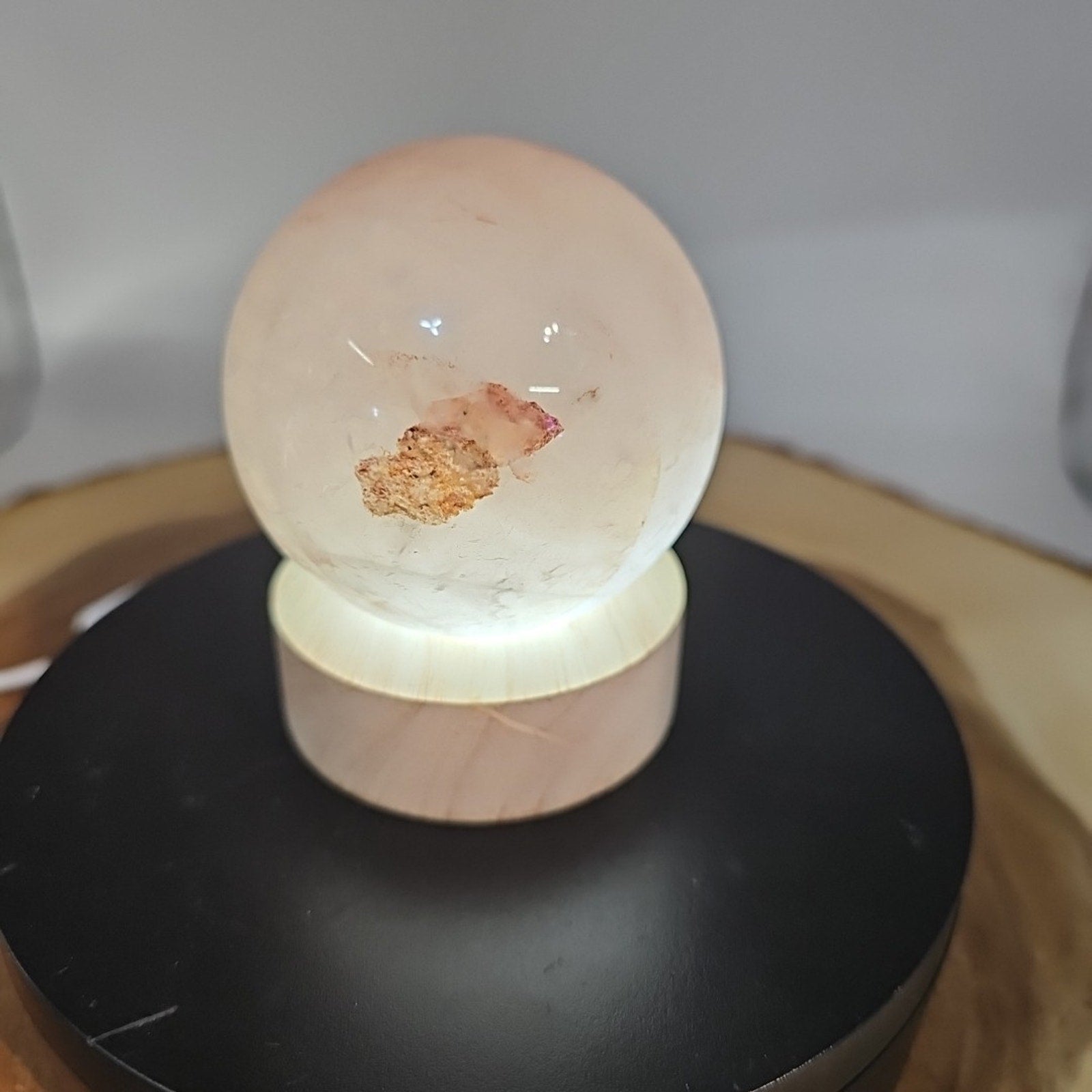 Quartz Crystal Sphere W/led Light Stand 63mm Avg