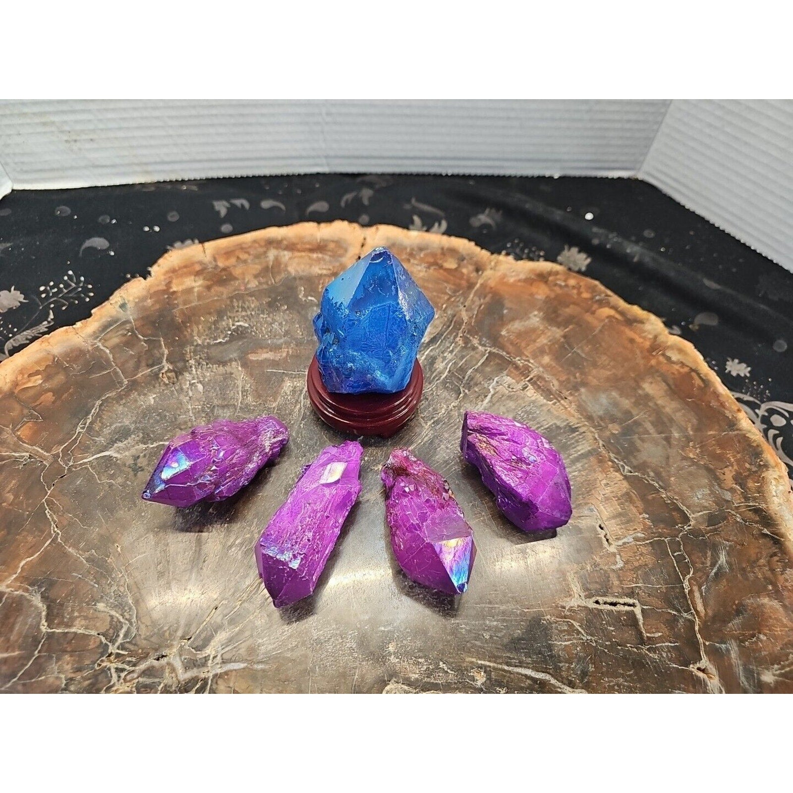 5Pcs Rainbow Aqua Aura Quartz Crystal Cluster Points Titanium Coating w/Stand