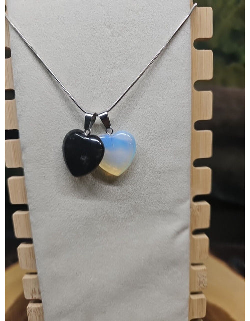 Load image into Gallery viewer, Pendant Necklace 16in Silver Chain Agate Heart
