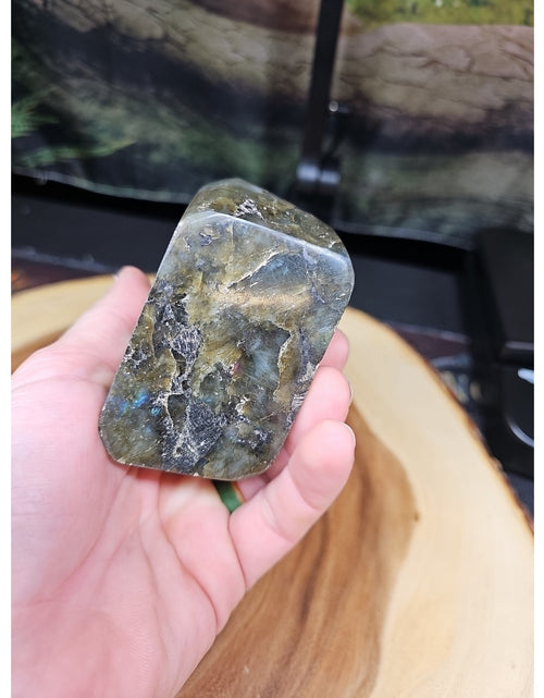 Load image into Gallery viewer, 1.48LB 1Pcs Natural Rainbow Labradorite Crystal Spectrolite Stone
