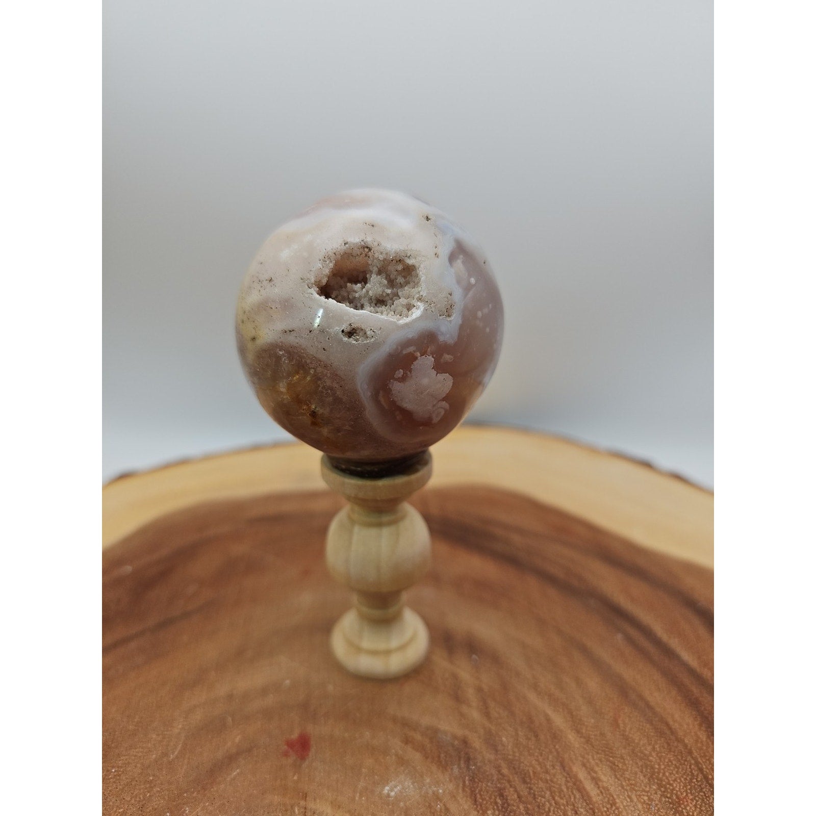 Flower agate sphere .59lbs W/stand