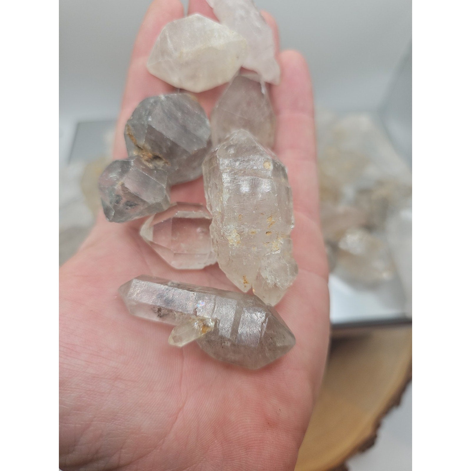 Quartz crystal points 1lb From Brazil