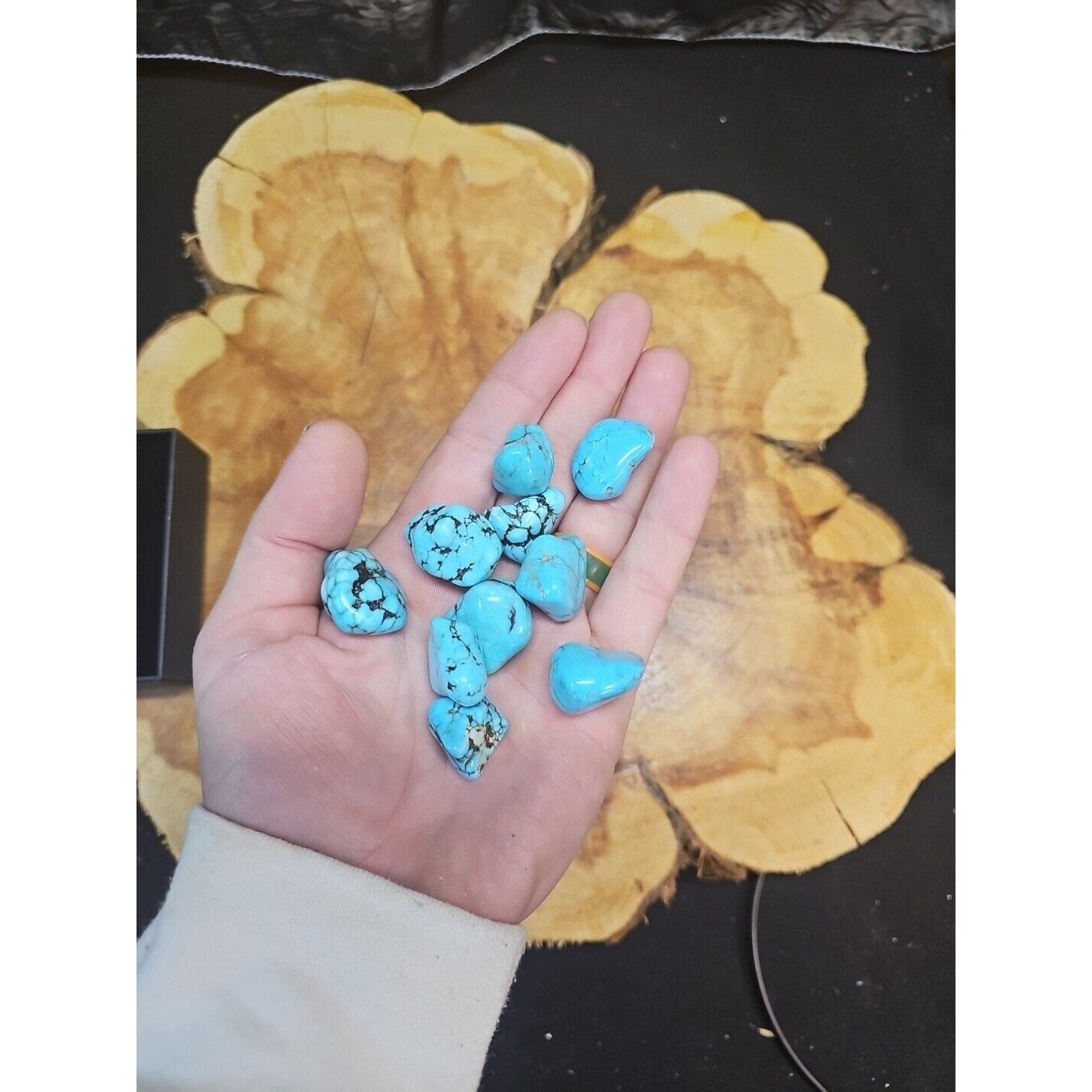 Turquoise Raw Polished Stone 76g-85g 10 Pcs