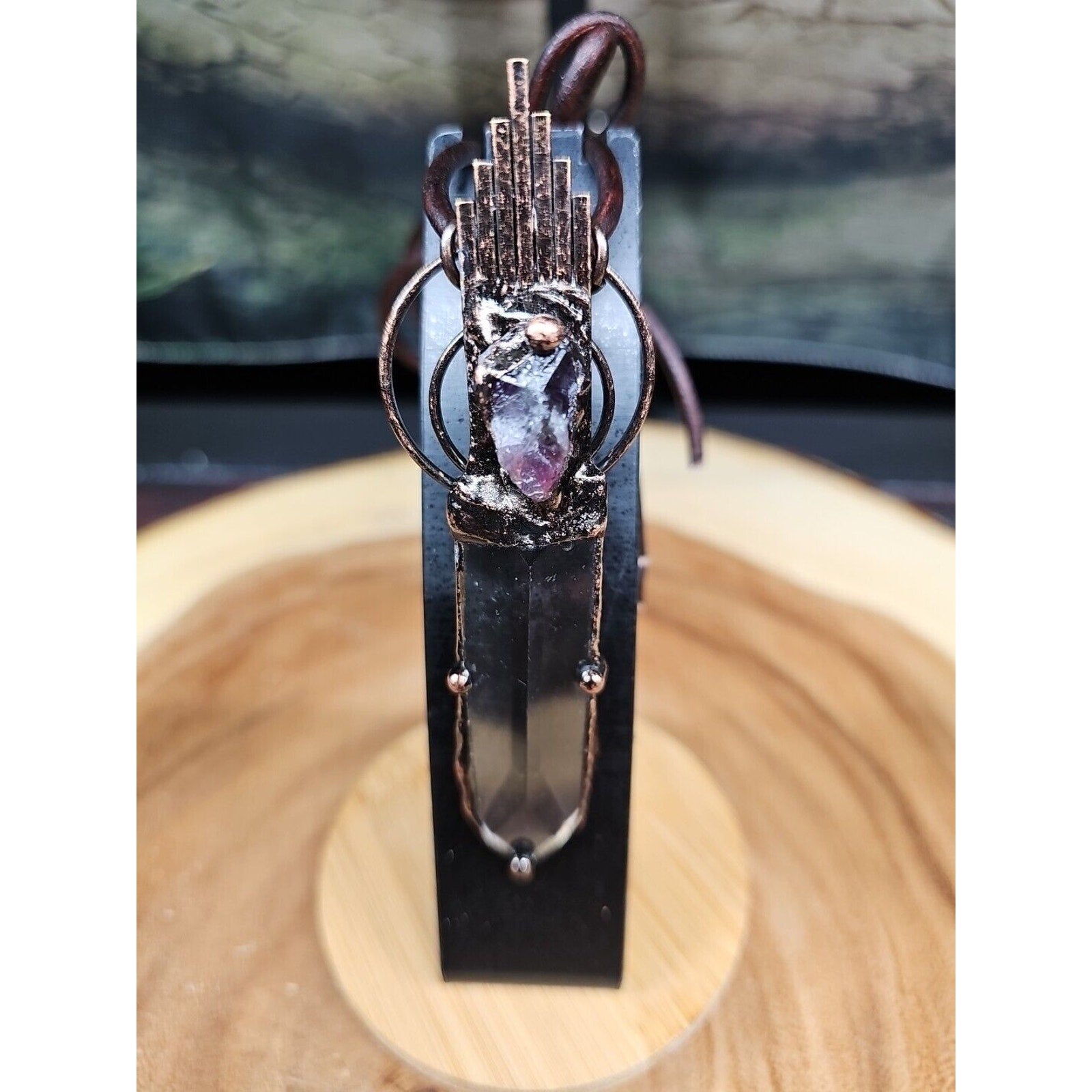 Healing Quartz Crystal Necklace W/Leather Cord