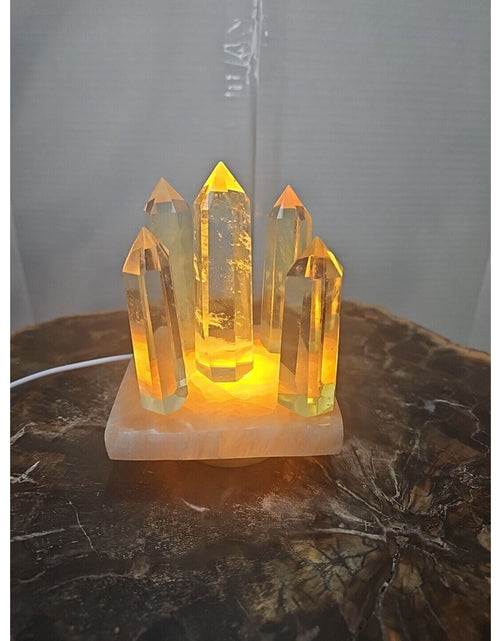 Load image into Gallery viewer, 1.34LB 5Pcs Yellow Smelt Quartz Crystal Point W/Selenite Charging Base &amp; Led
