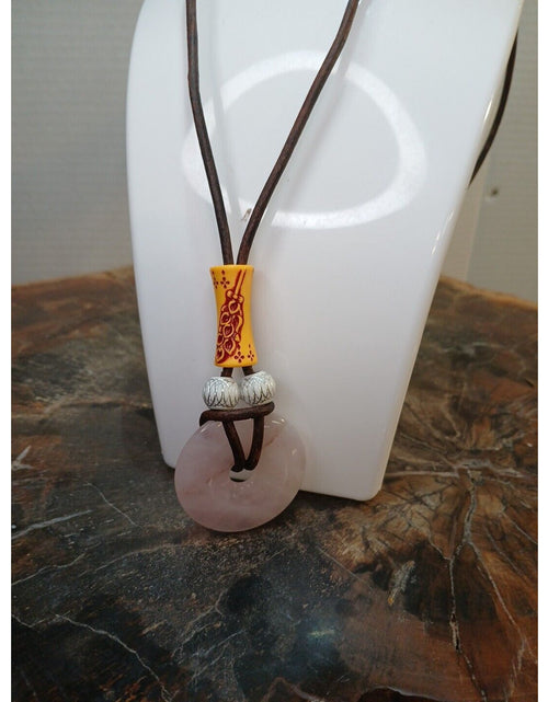 Load image into Gallery viewer, ROSE QUARTZ PENDANT NECKLACE
