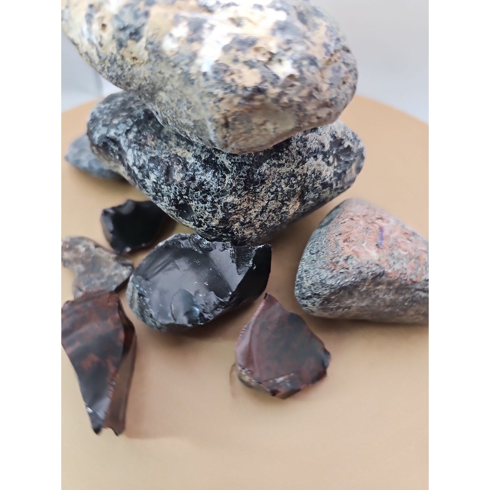 3.65lbs raw obsidian stone