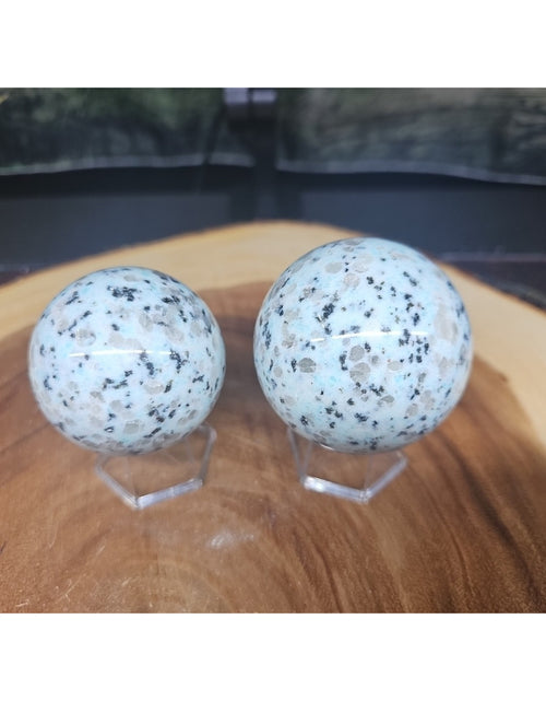 Load image into Gallery viewer, 2Pcs A Set Of Natural Quartz Crystal Jasper Sphere Ball Polished 50-60mm &amp;stand
